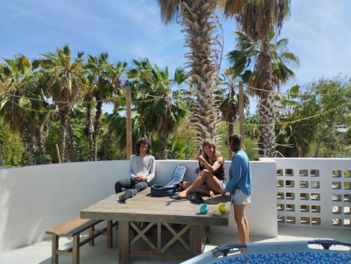 托多斯桑托斯 La Sardina旅舍 外观 照片